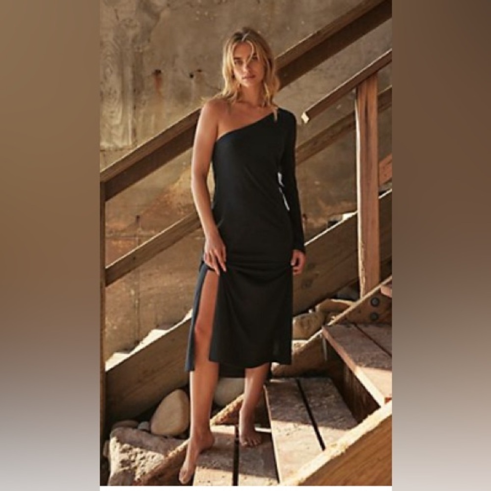 NWT Free People Black Evangeline Midi Size Medium original packaging